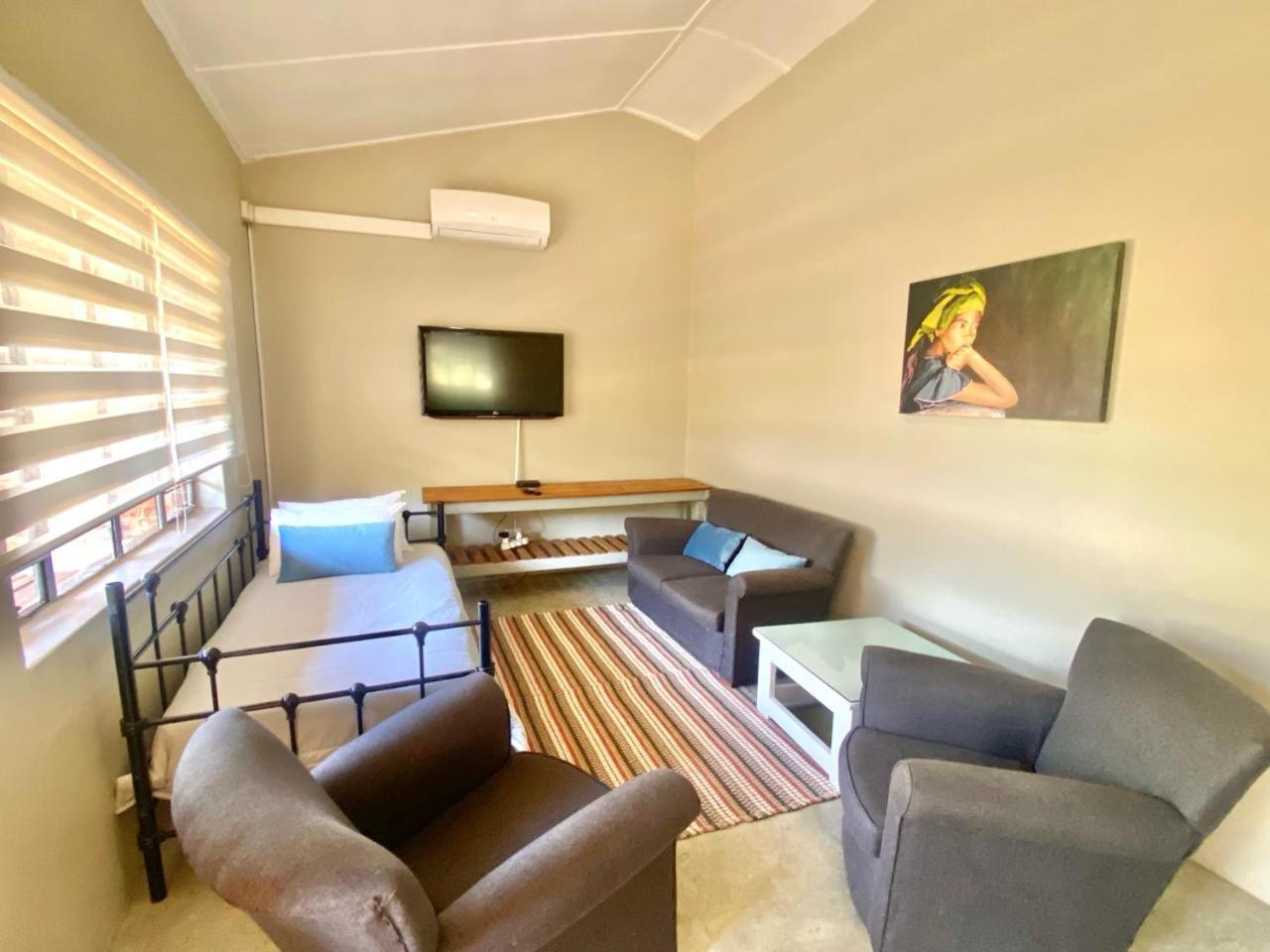 Picardie Guest Farm Paarl Bagian luar foto