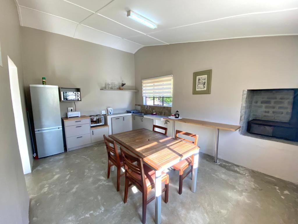 Picardie Guest Farm Paarl Bagian luar foto