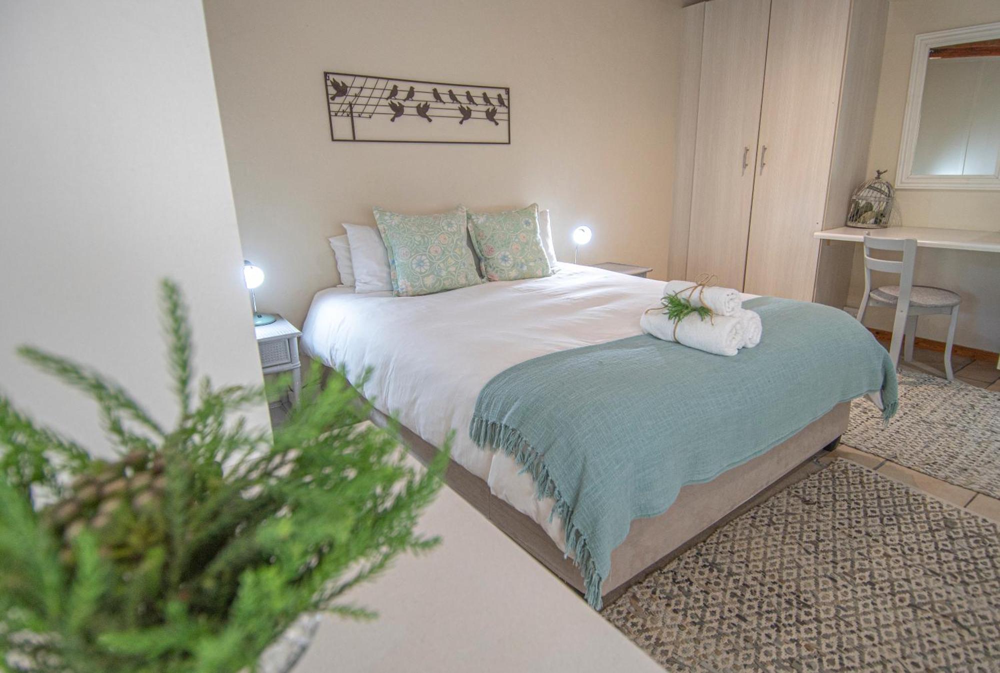 Picardie Guest Farm Paarl Bagian luar foto