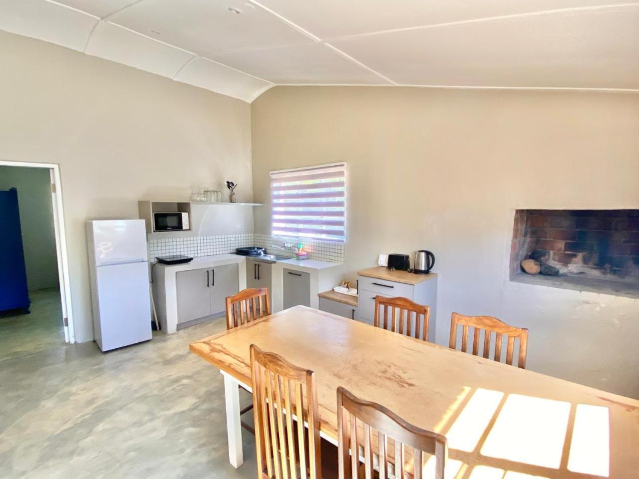 Picardie Guest Farm Paarl Bagian luar foto