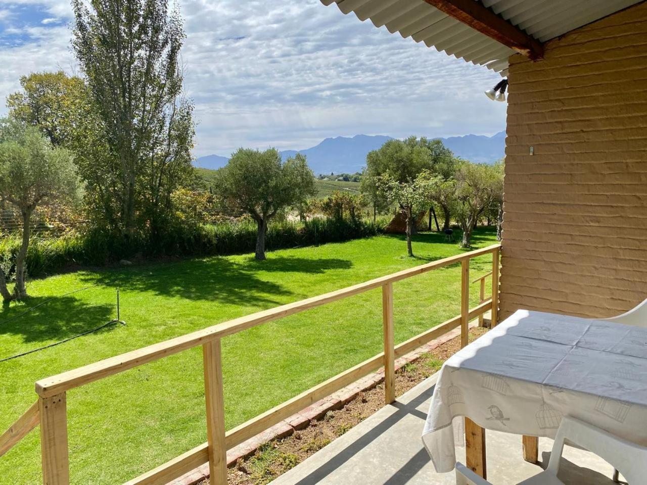 Picardie Guest Farm Paarl Bagian luar foto